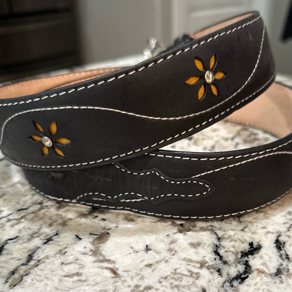 New Handcrafted Black Leather Belt with Floral Design size 44